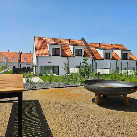 Rodinny Apartmanovy Se Zahradou Tre Apartament *